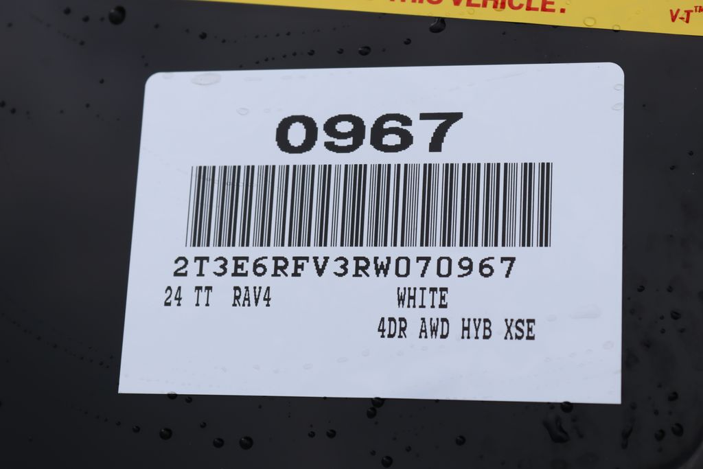 Thumbnail: 2024 Toyota RAV4 - 7