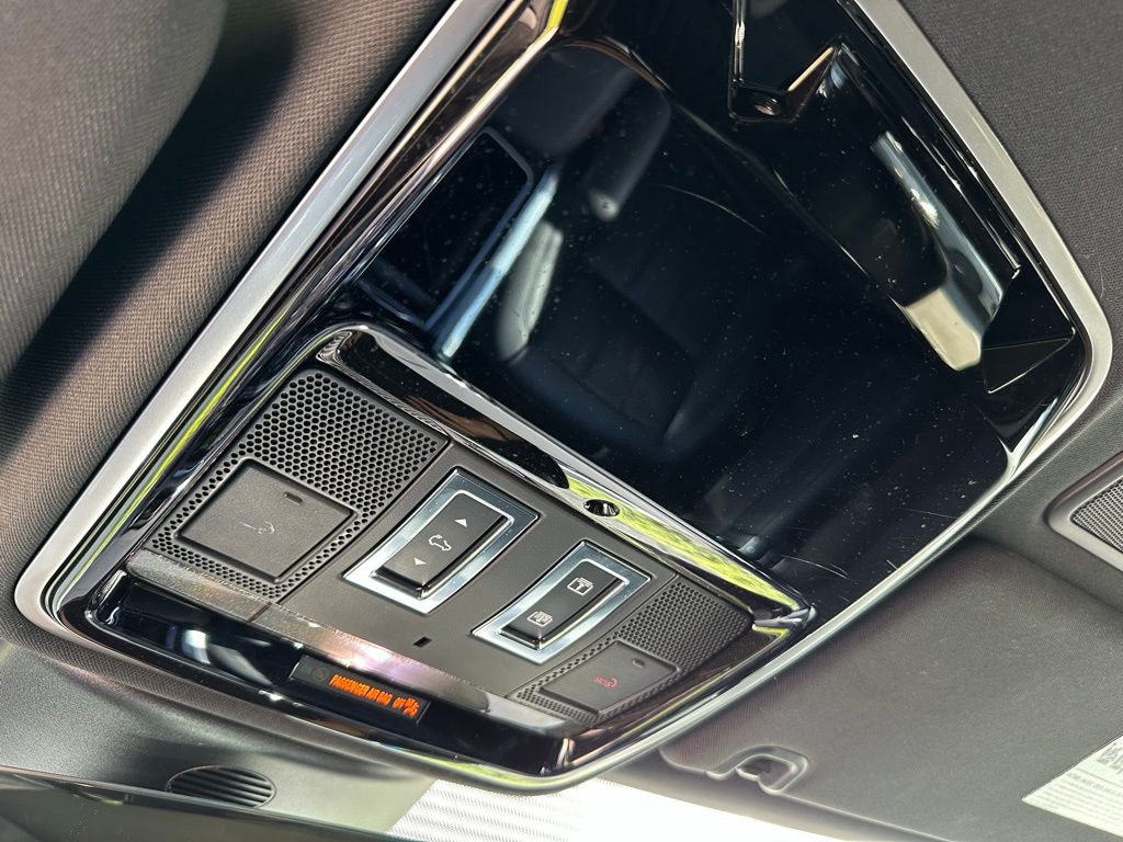 Thumbnail: 2022 Land Rover Range Rover Sport - 28