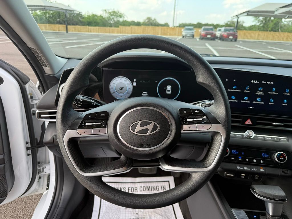 Thumbnail: 2024 Hyundai Elantra - 16