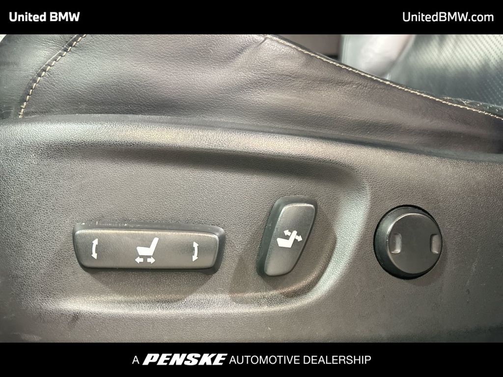 Thumbnail: 2011 Lexus GX - 12