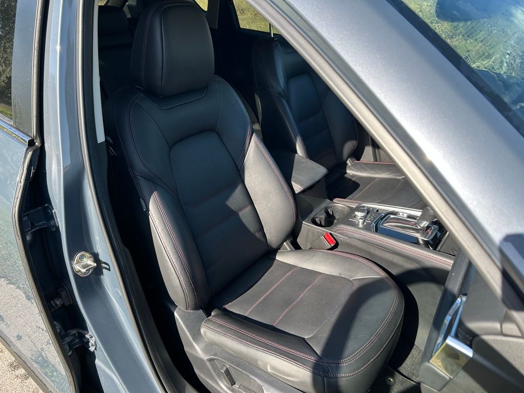 Thumbnail: 2025 Mazda CX-5 - 15