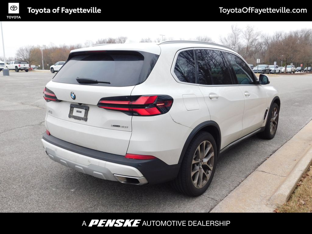 Thumbnail: 2024 BMW X5 - 4