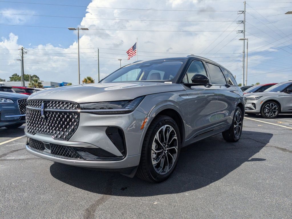 2025 Lincoln Nautilus Hybrid Reserve