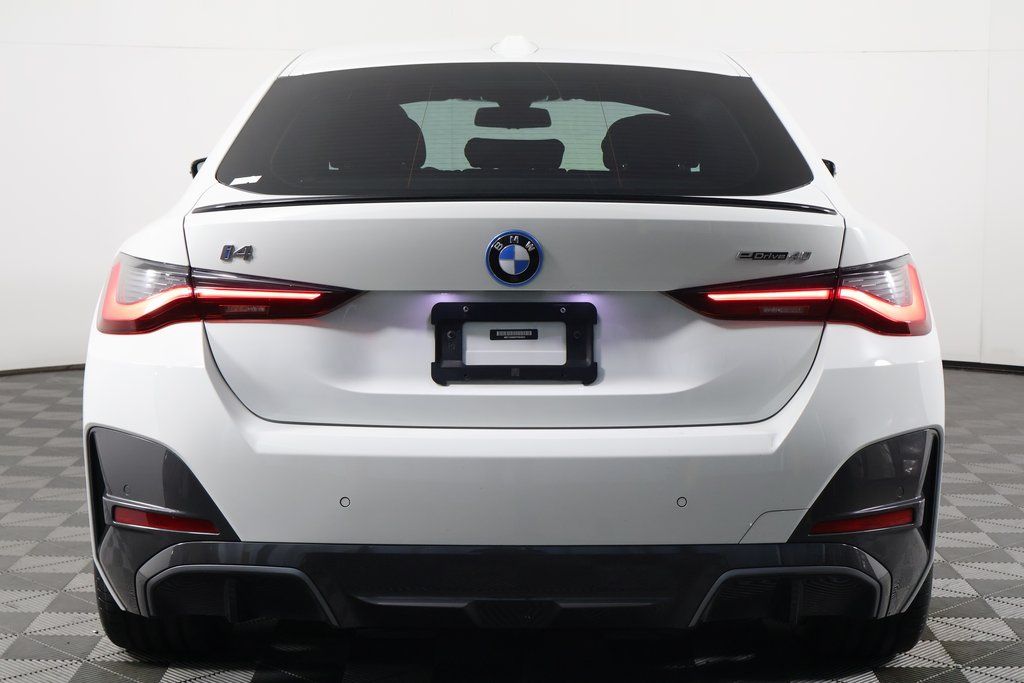 Thumbnail: 2023 BMW i4 - 5
