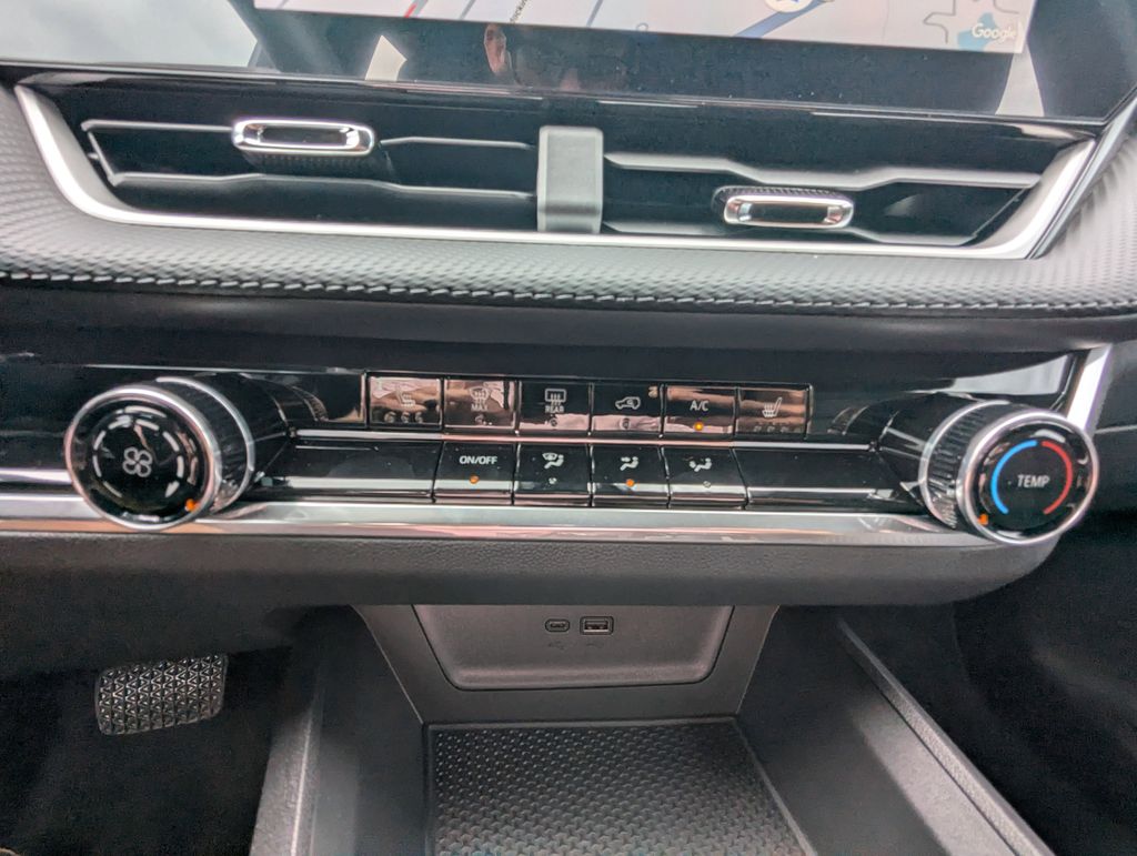 new 2026 Chevrolet Equinox car, priced at $27,995