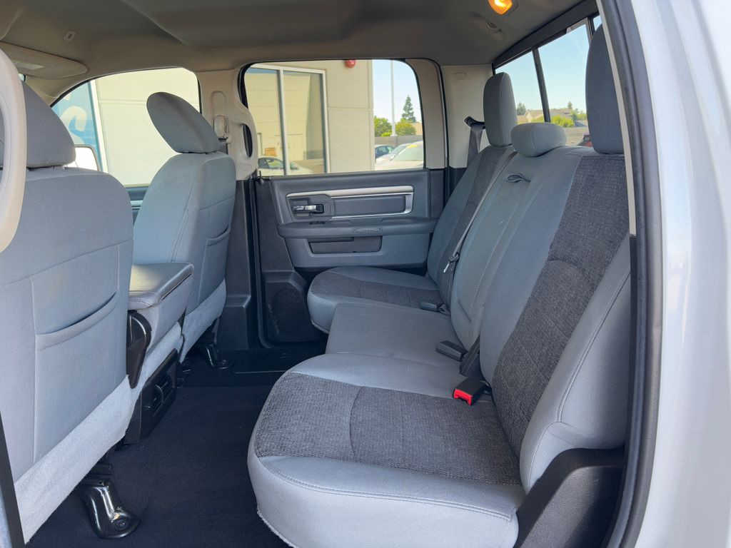 2019 RAM 1500 Classic Big Horn 21
