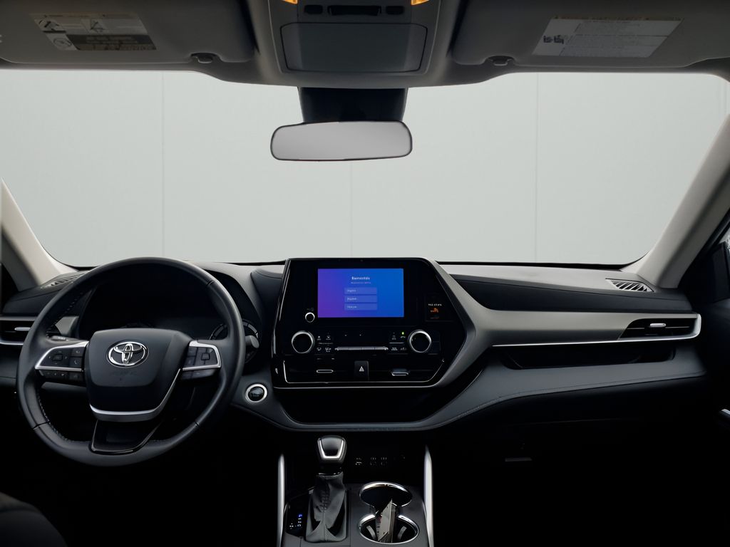 Used Car 2025 Toyota Highlander  Limited For Sale Under $40,000 In Austin, Texas