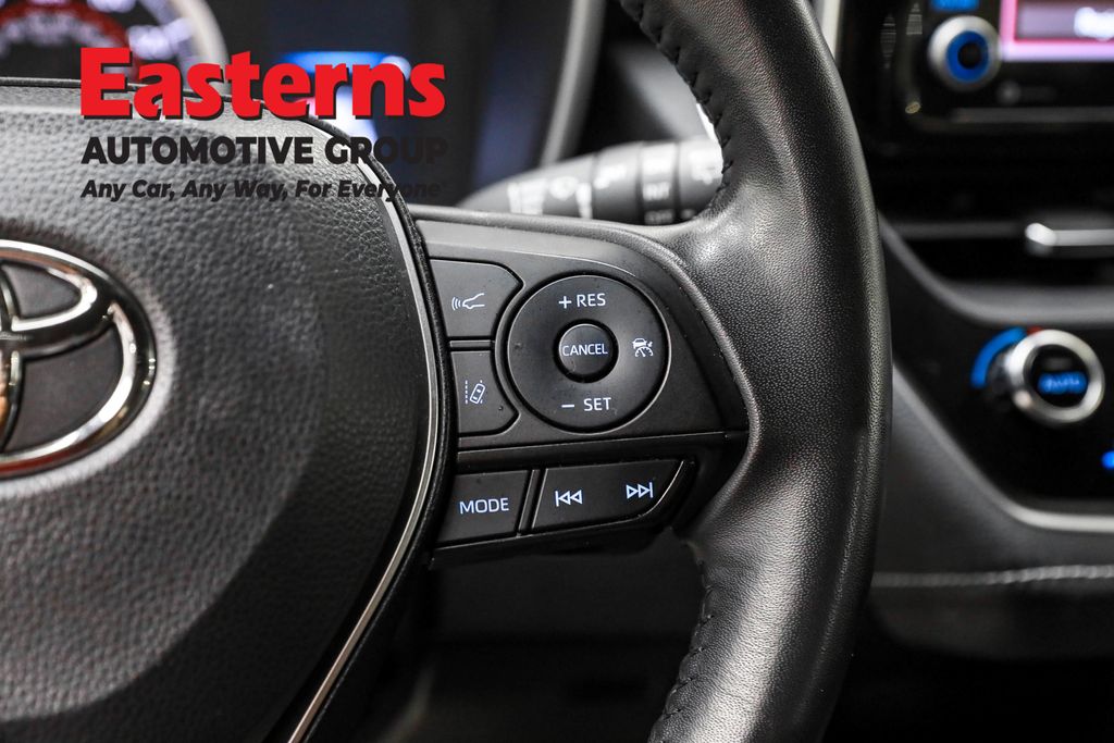Used 2022 Silver Toyota SE image 16