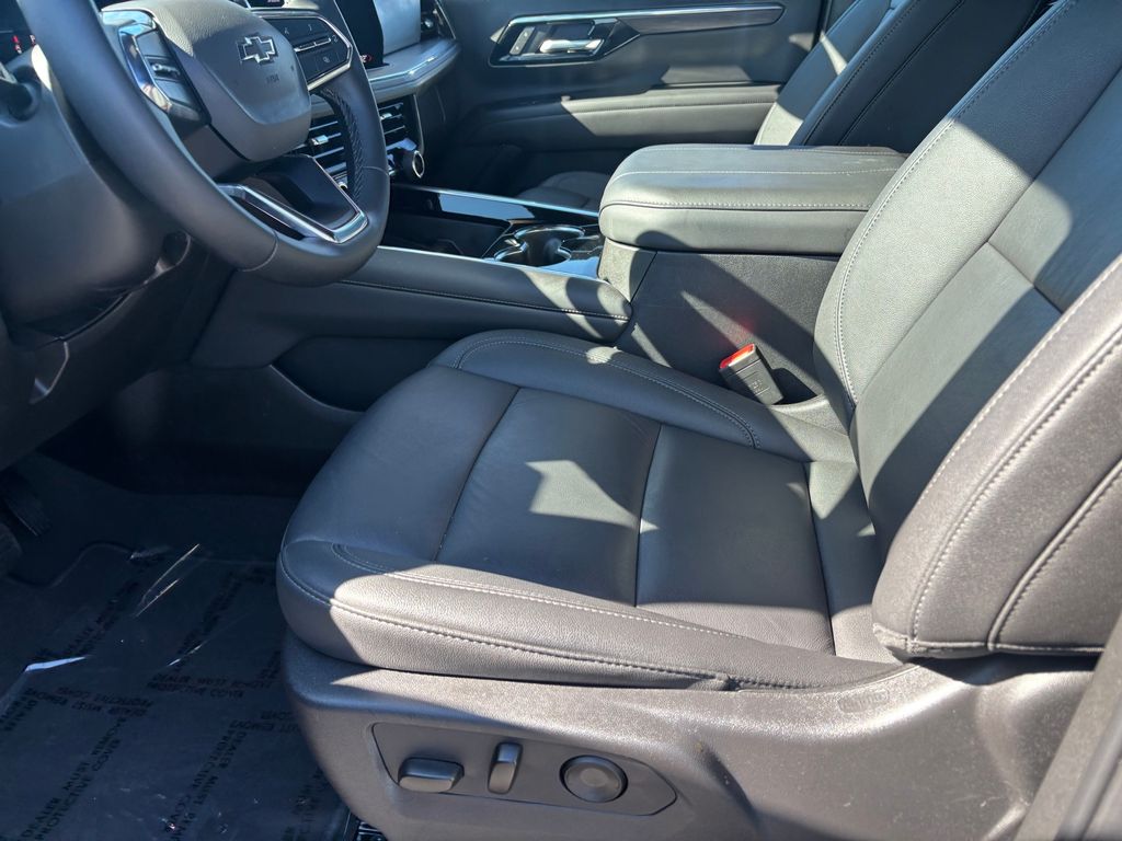 Used Car 2025 Chevrolet Suburban  Z71 For Sale Under $80,000 In Austin, Texas