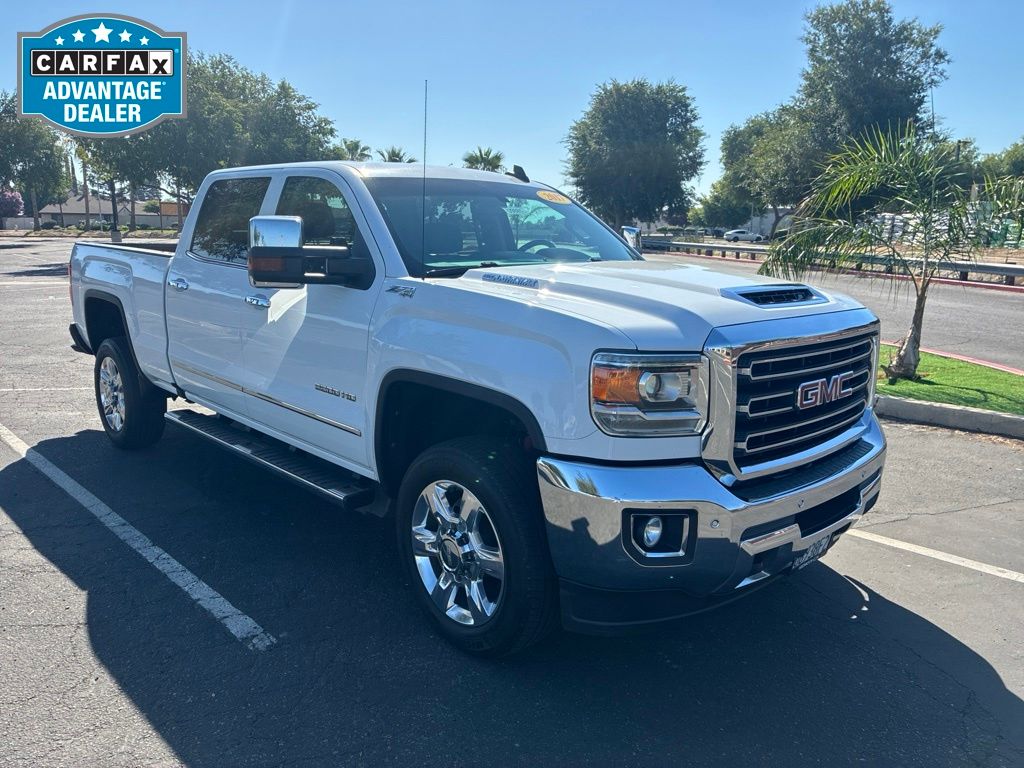 Summit White 2017 GMC Sierra 2500HD Pickup Truck Four-Wheel Drive 6-Speed Automatic
