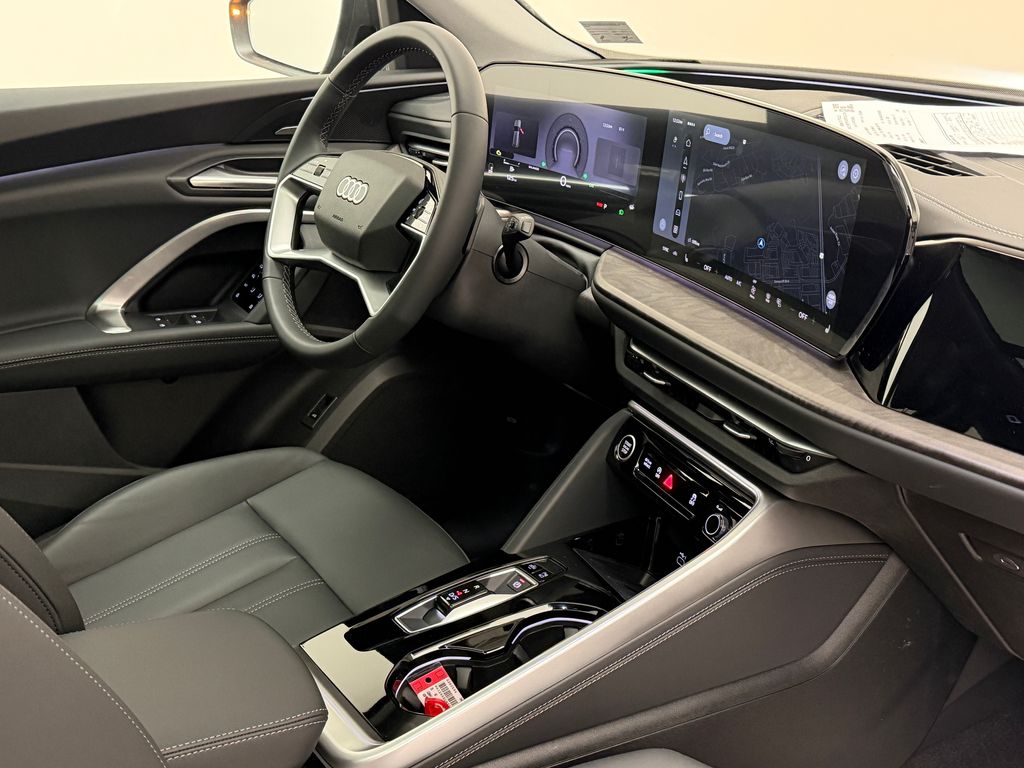 Thumbnail: 2026 Audi Q5 - 10