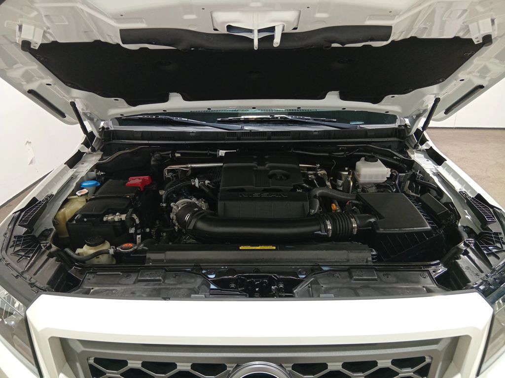 2024 Nissan Frontier Crew Cab SV 4x4