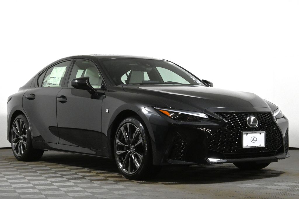 2025 Lexus IS 350 9