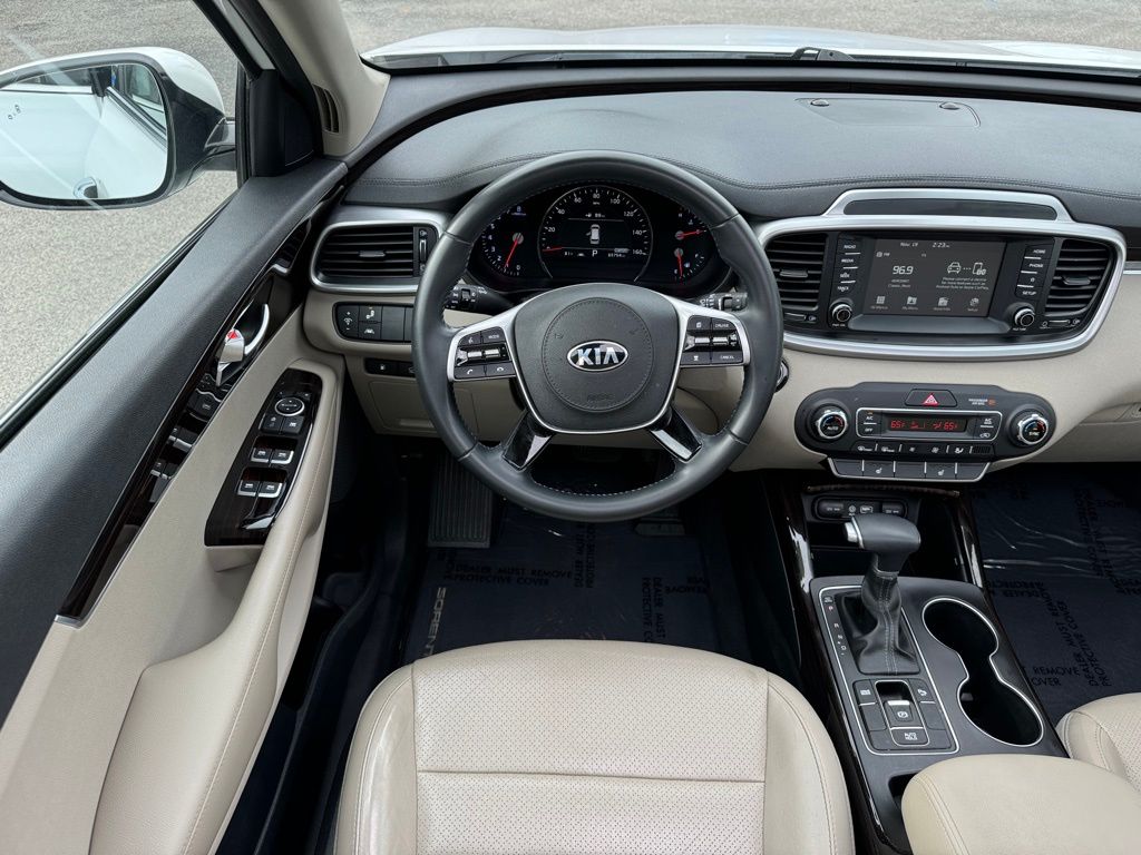 2020 Kia Sorento EX 18