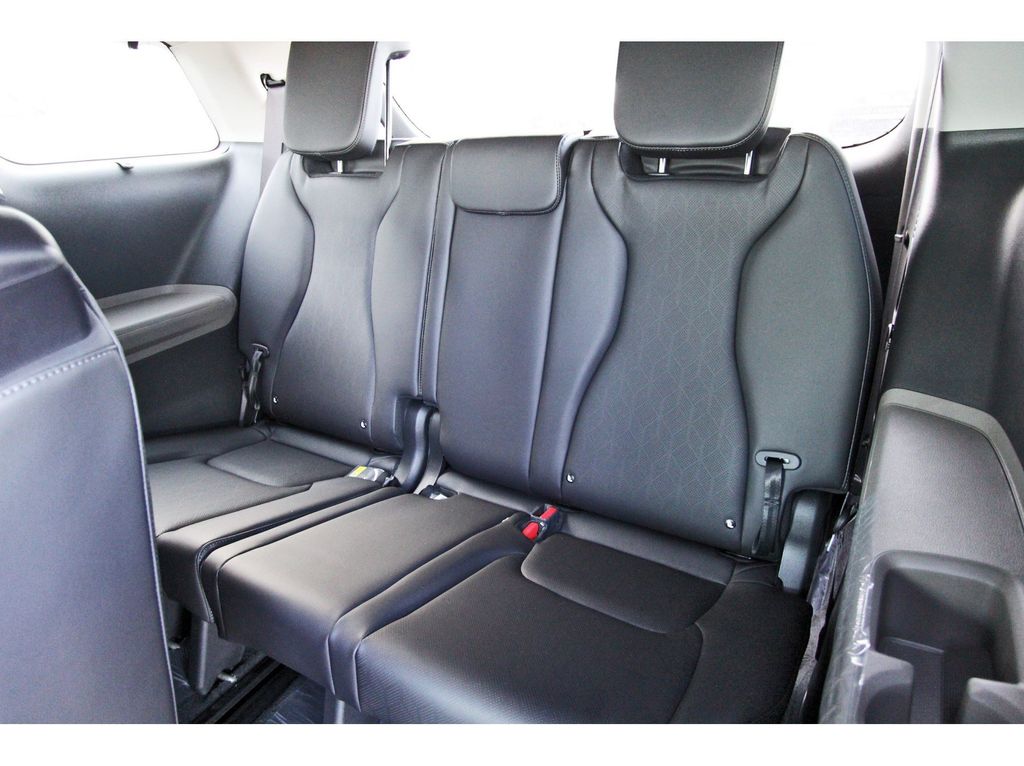 New 2026 Kia Carnival MPV Van