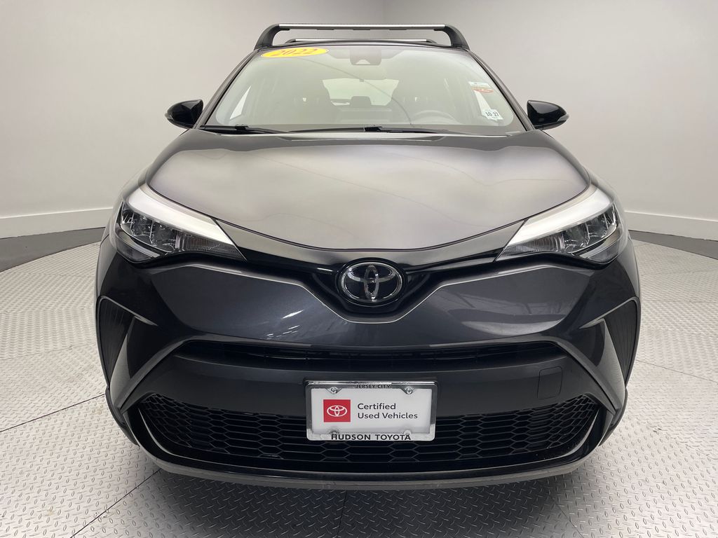 Thumbnail: 2022 Toyota C-HR - 2