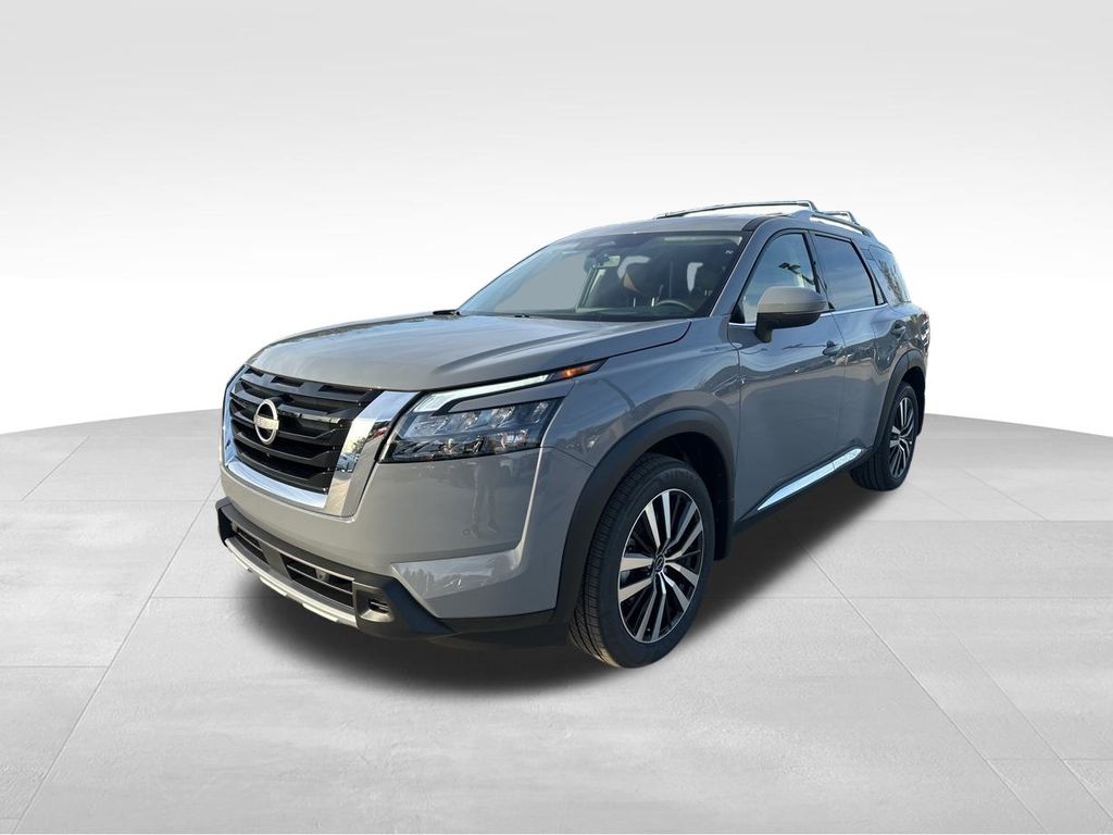 2025 Boulder Gray Pearl Nissan Pathfinder Platinum FWD SUV