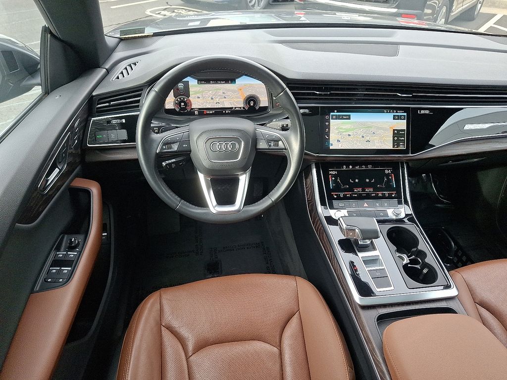 Thumbnail: 2020 Audi Q8 - 11