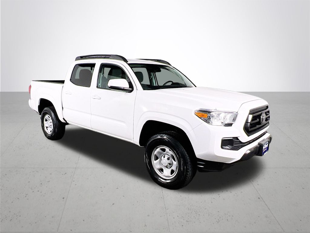 Used 2022 Toyota Tacoma SR with VIN 3TMCZ5AN0NM513957 for sale in Gladstone, OR