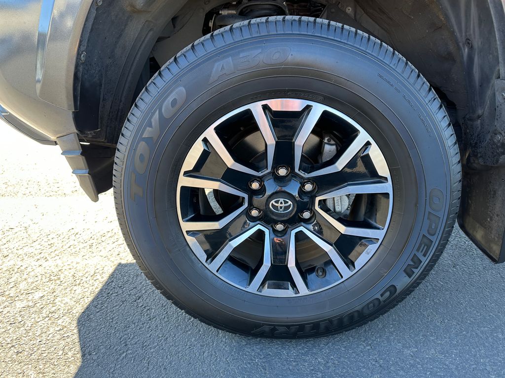 2022 Toyota Tacoma TRD Sport