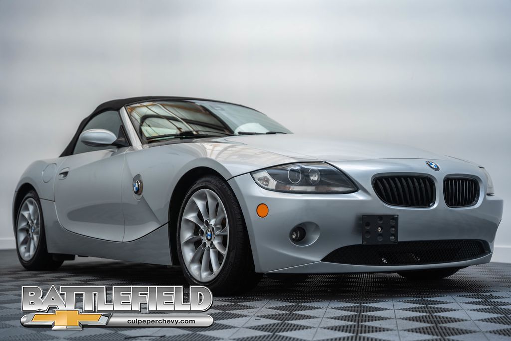 2005 BMW Z4 2.5i Roadster RWD
