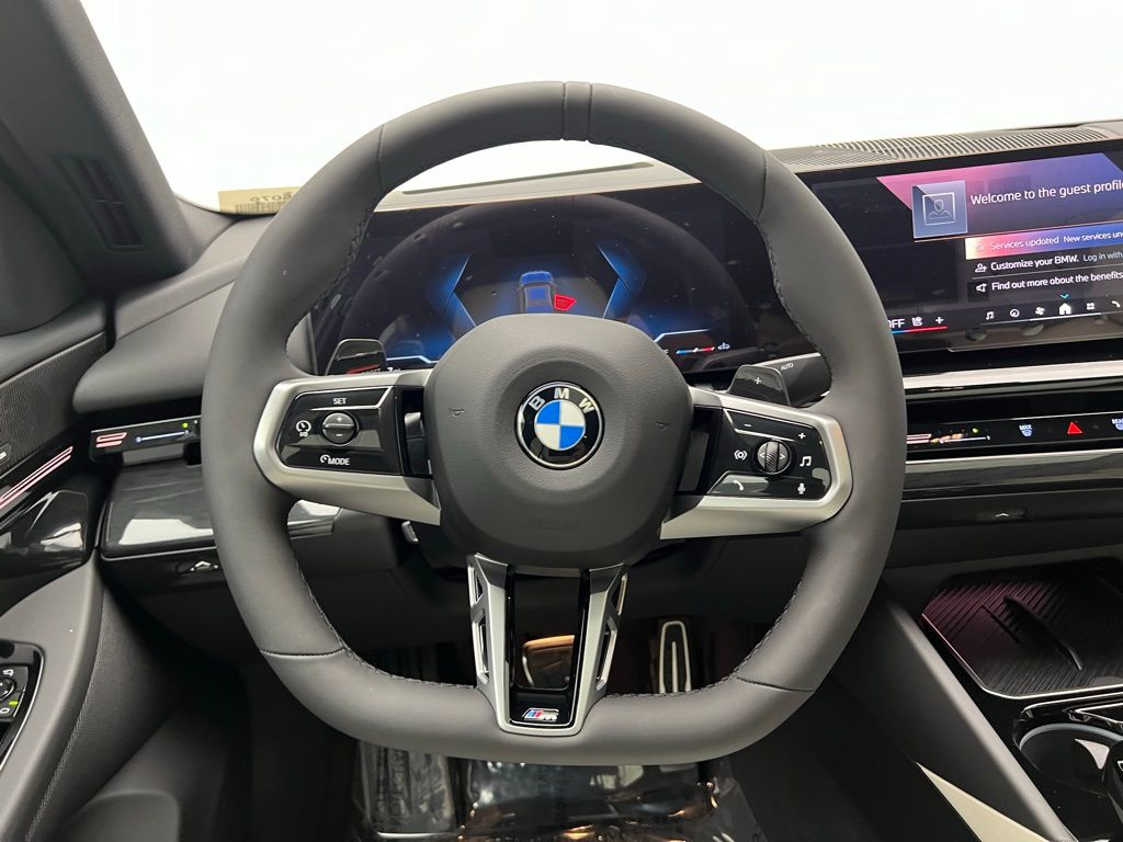 Thumbnail: 2026 BMW 5 Series - 16