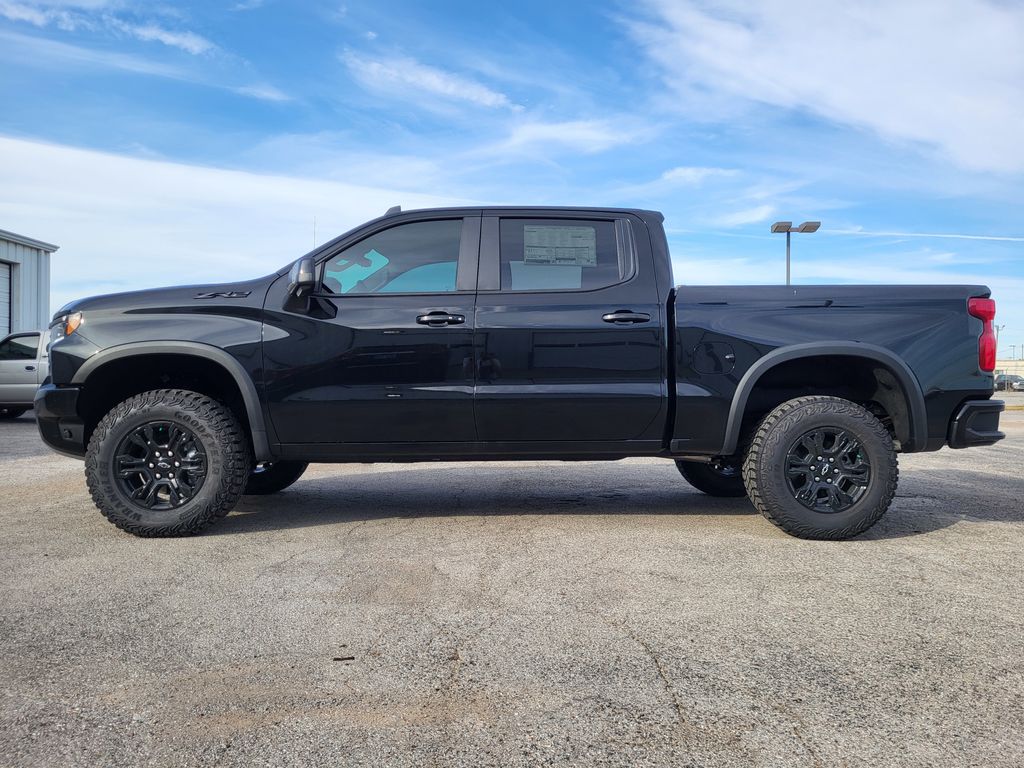 2025 Chevrolet Silverado 1500 ZR2 3