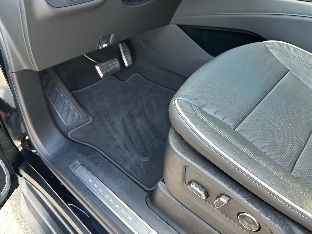 Used Car 2024 Cadillac Escalade  Premium Luxury For Sale Under $90,000 In Austin, Texas