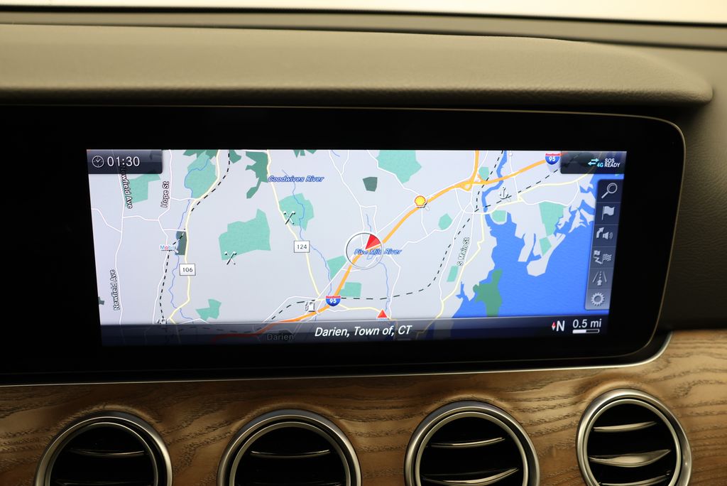 Thumbnail: 2019 Mercedes-Benz E-Class - 26