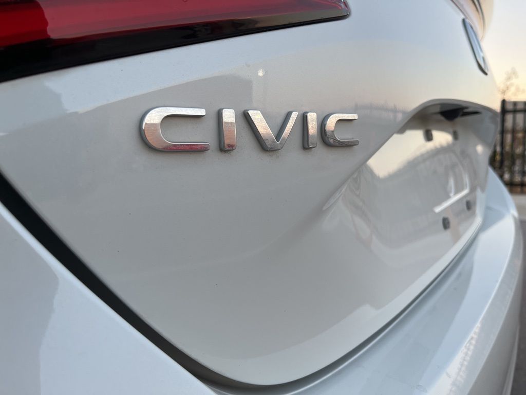 Thumbnail: 2022 Honda Civic - 8