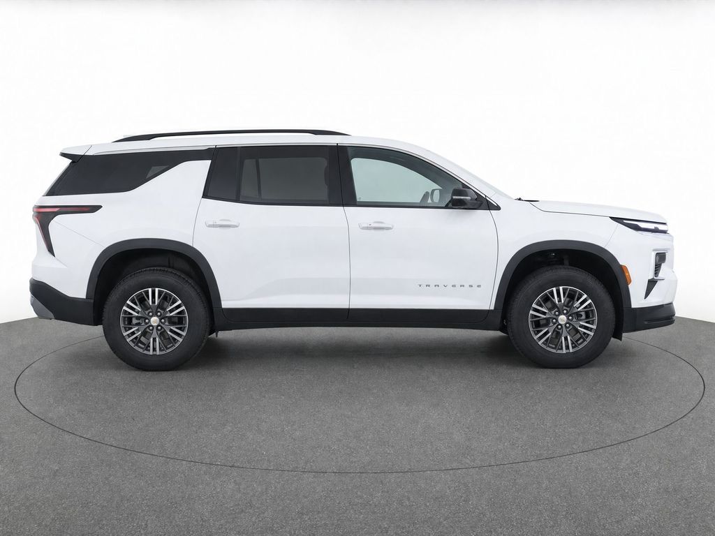 2024 Chevrolet Traverse LT White at Klick Lewis Buick Chevrolet