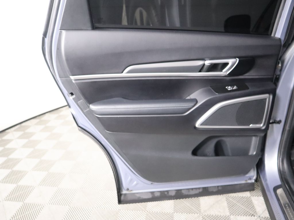 Thumbnail: 2020 Kia Telluride - 26