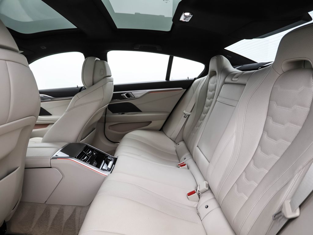 Thumbnail: 2023 BMW 8 Series - 22