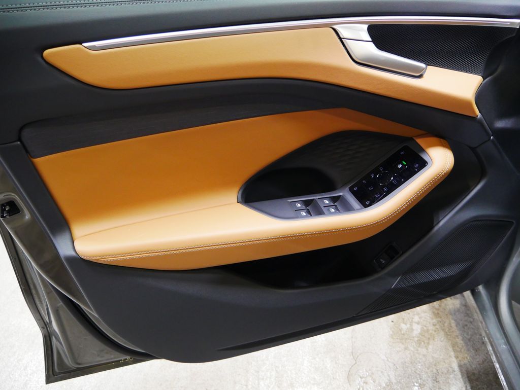 Thumbnail: 2026 Audi A6 - 14