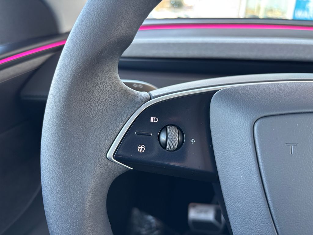 Thumbnail: 2026 Tesla Model Y - 10