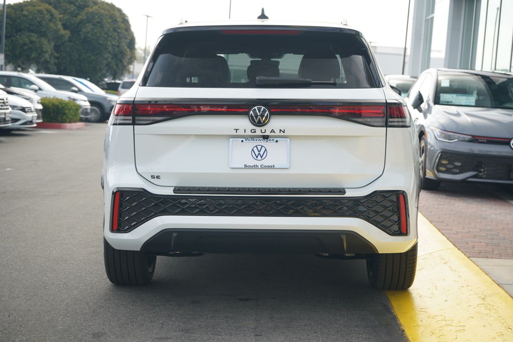 Thumbnail: 2026 Volkswagen Tiguan - 4