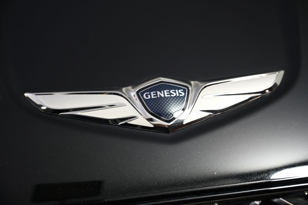 2024 Genesis GV70 Sport 13