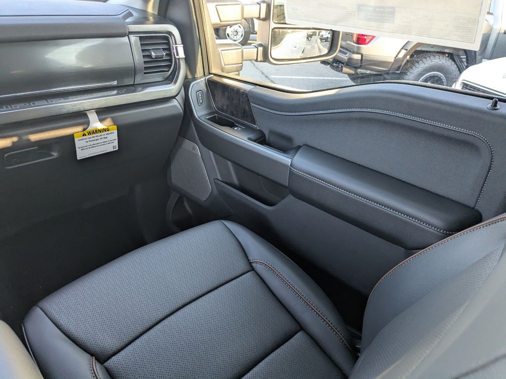 2025 Ford F-250 LARIAT