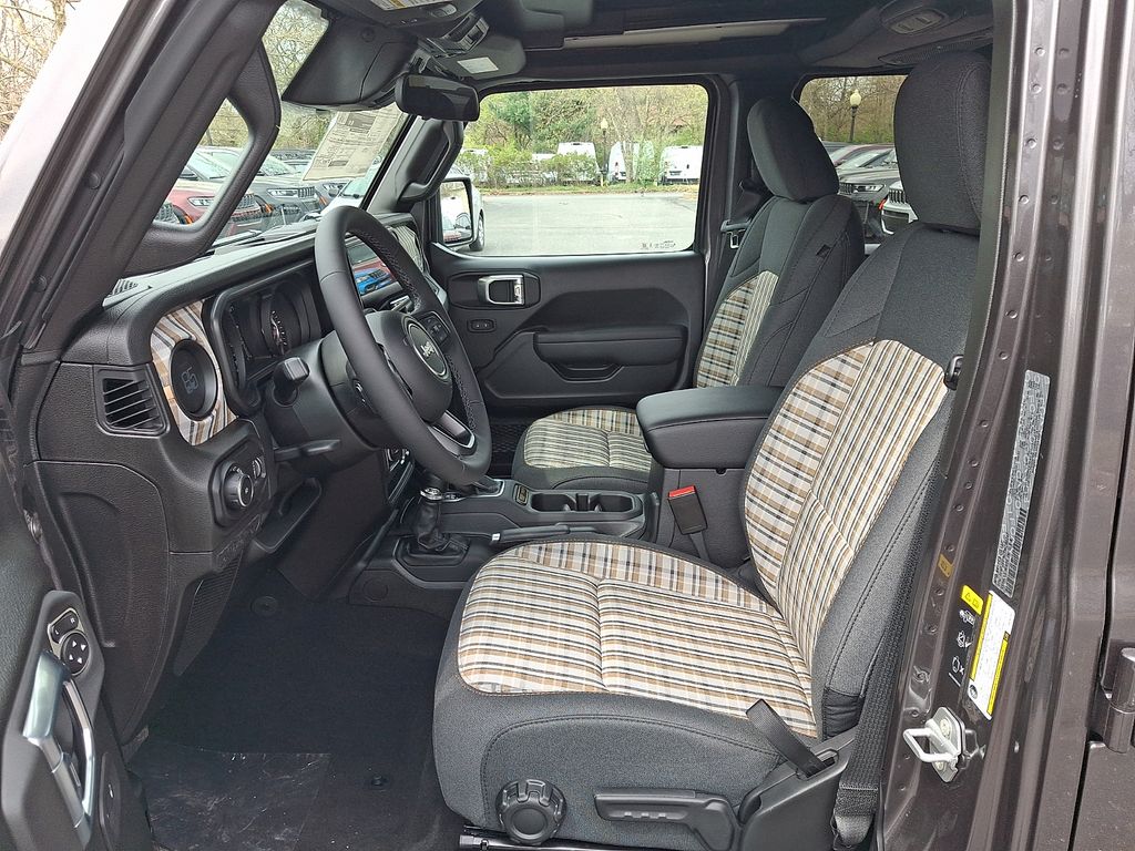 New 2026 Jeep Wrangler SUV