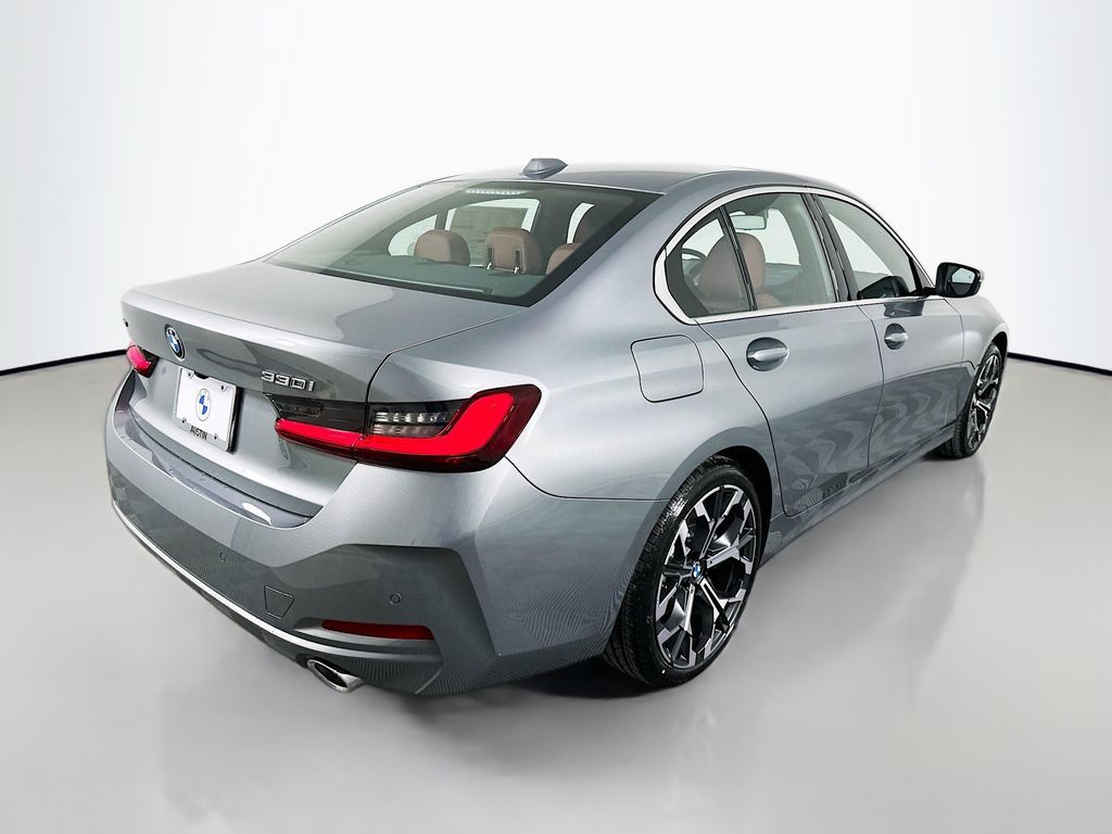 Thumbnail: 2026 BMW 3 Series - 5