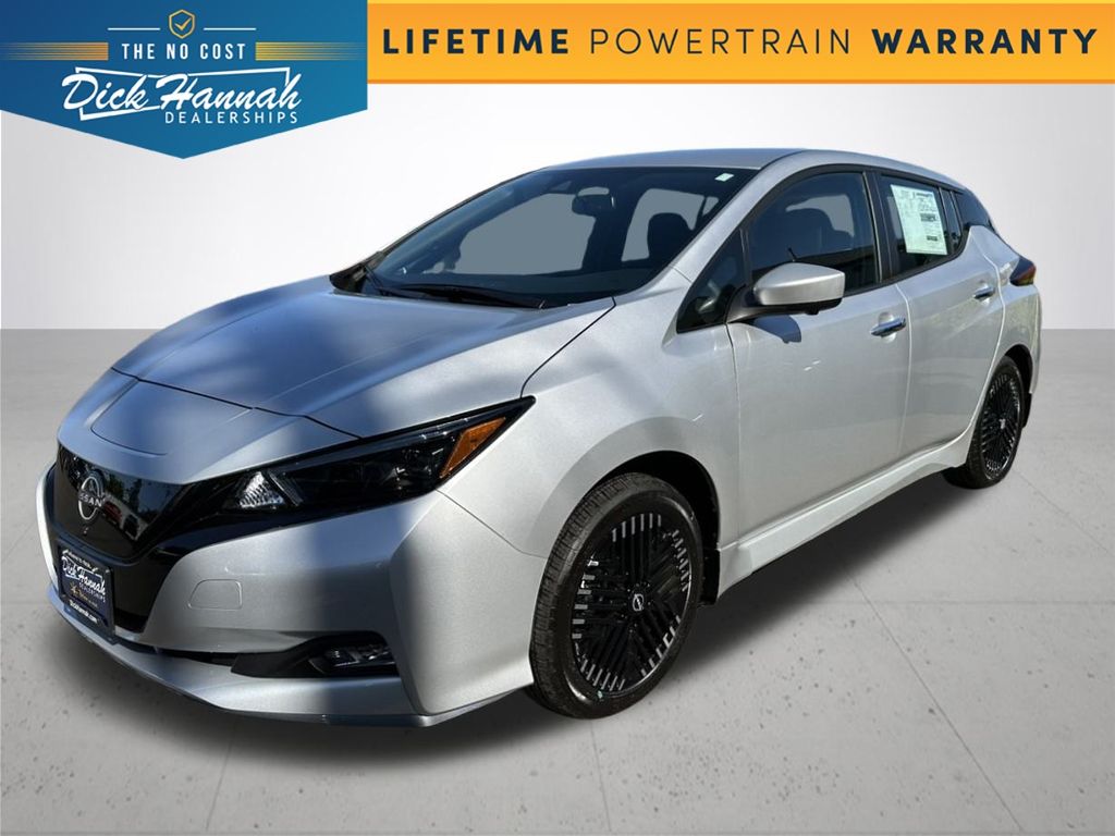 2025 Nissan Leaf