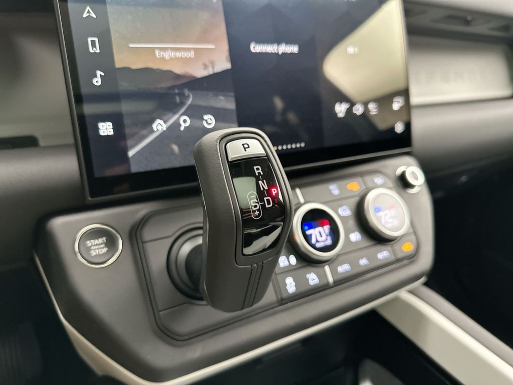 Thumbnail: 2026 Land Rover Defender - 13