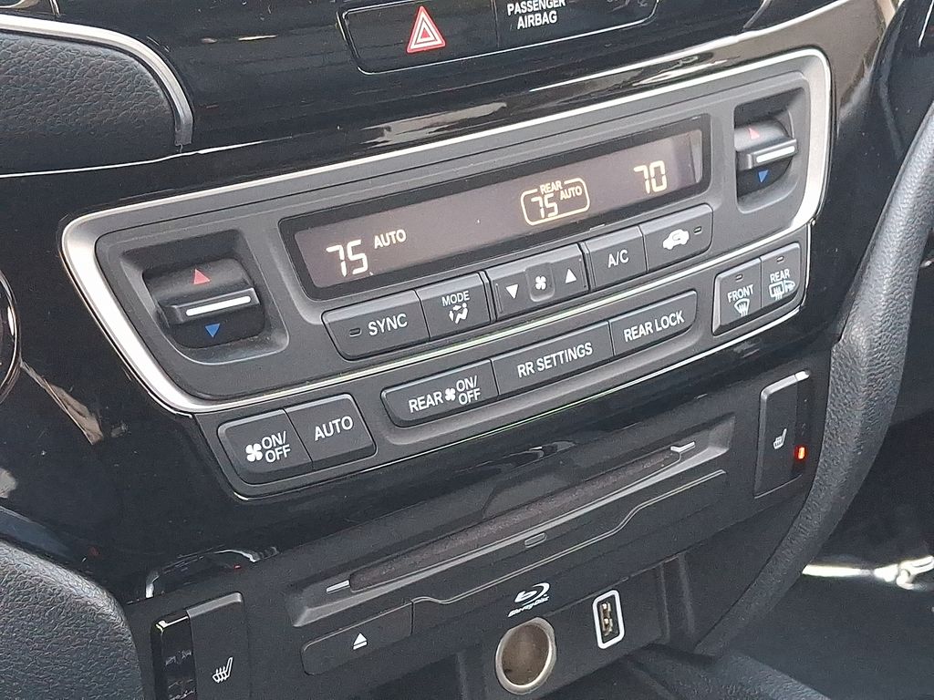 Thumbnail: 2022 Honda Pilot - 16