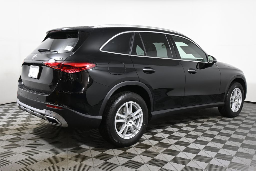 Thumbnail: 2026 Mercedes-Benz GLC - 7