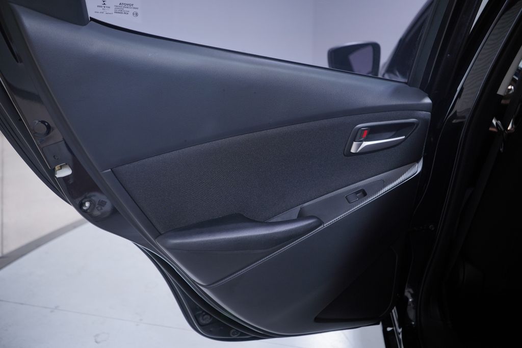 Thumbnail: 2020 Toyota Yaris - 15
