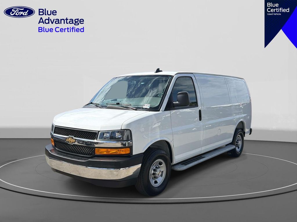 Summit White 2025 Chevrolet Express Cargo Van Rear-Wheel Drive 8-Speed Automatic Overdrive