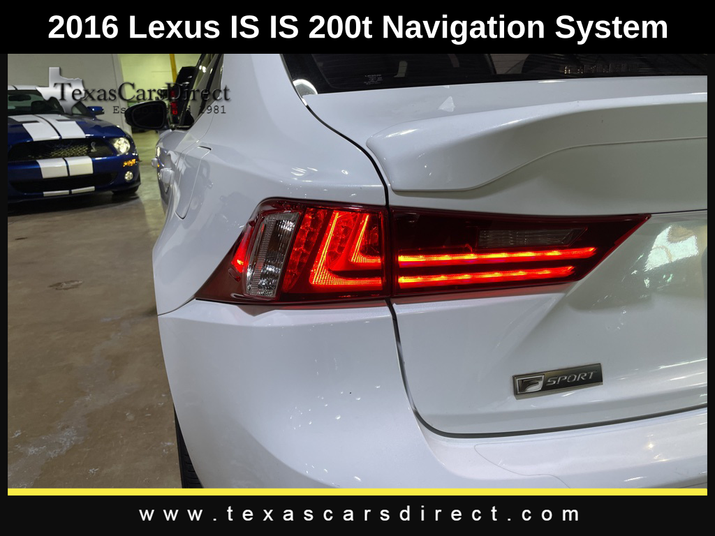 2016 Lexus IS 200t 12