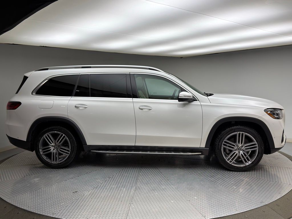 Thumbnail: 2024 Mercedes-Benz GLS - 4