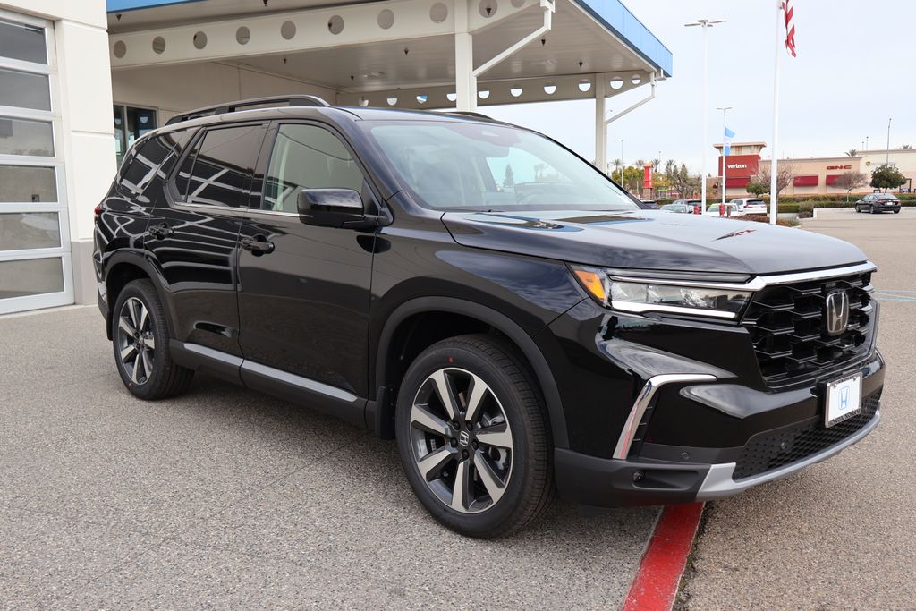 2025 Honda Pilot Touring 3