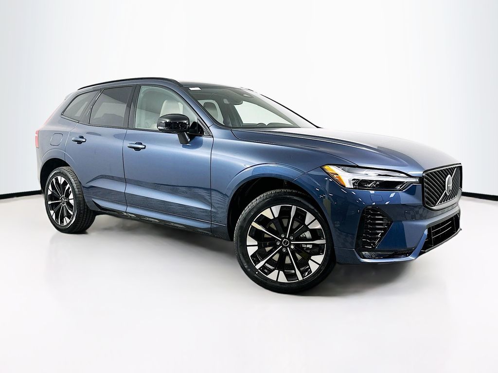 2026 Volvo XC60 B5 Plus